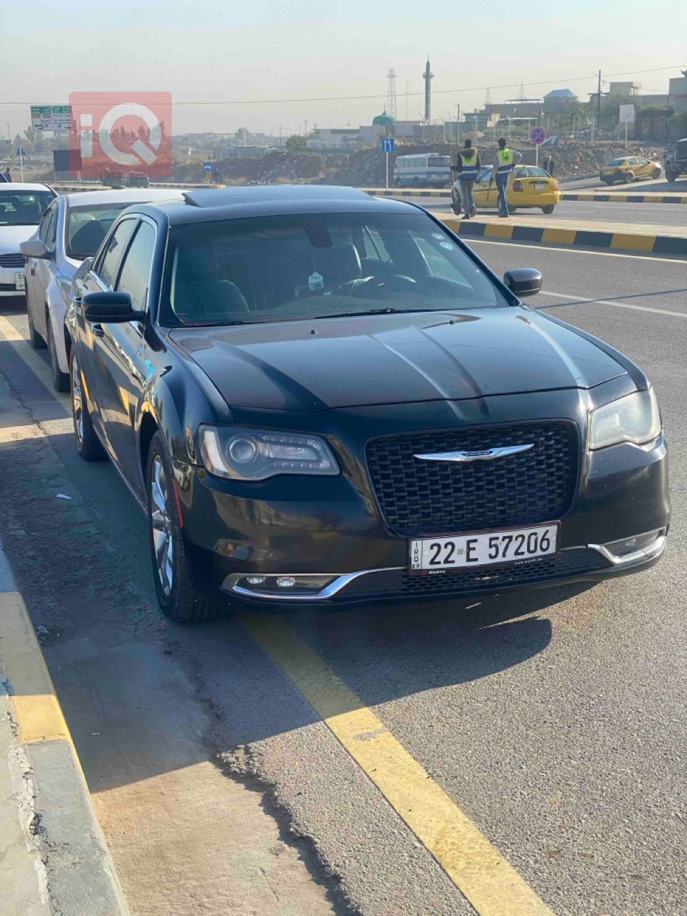 كرايسلر 300